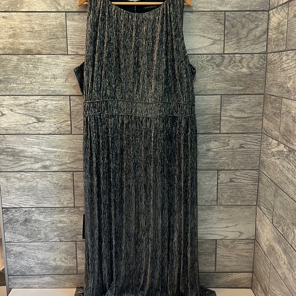 Lane Bryant Dresses & Skirts - NWT Lane Bryant Sleeveless Dress, Women’s Size 20